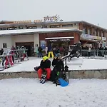Family 2 Bed In Διαμέρισμα *