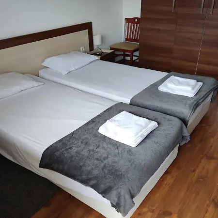 Family 2 Bed In 公寓 *