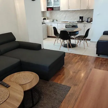 Family 2 Bed In Апартаменты
